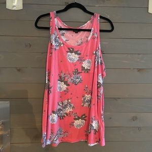 Torrid pink floral tank top